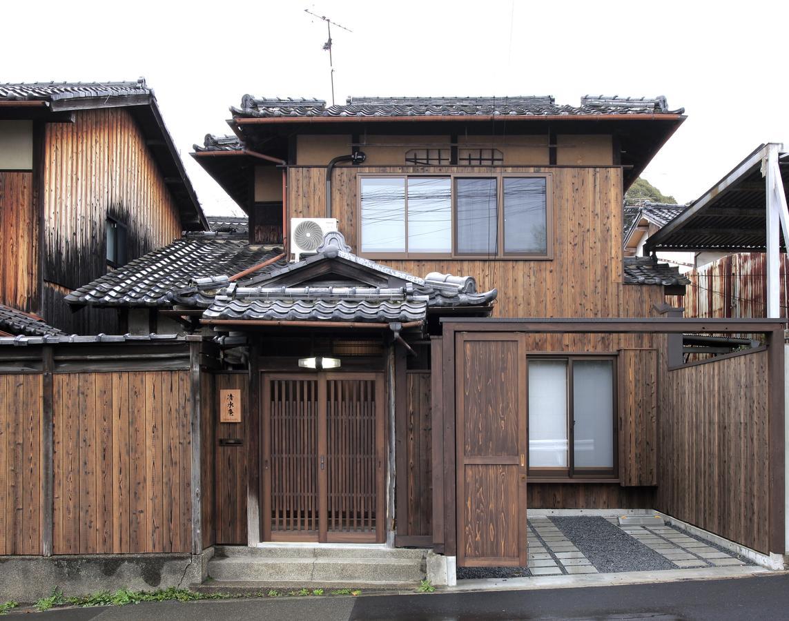 Kiyomizuan 清水庵 車庫2台可 ビフォアアフターの匠 坂田基禎さん改築の京町家 Hotell Kyoto Eksteriør bilde